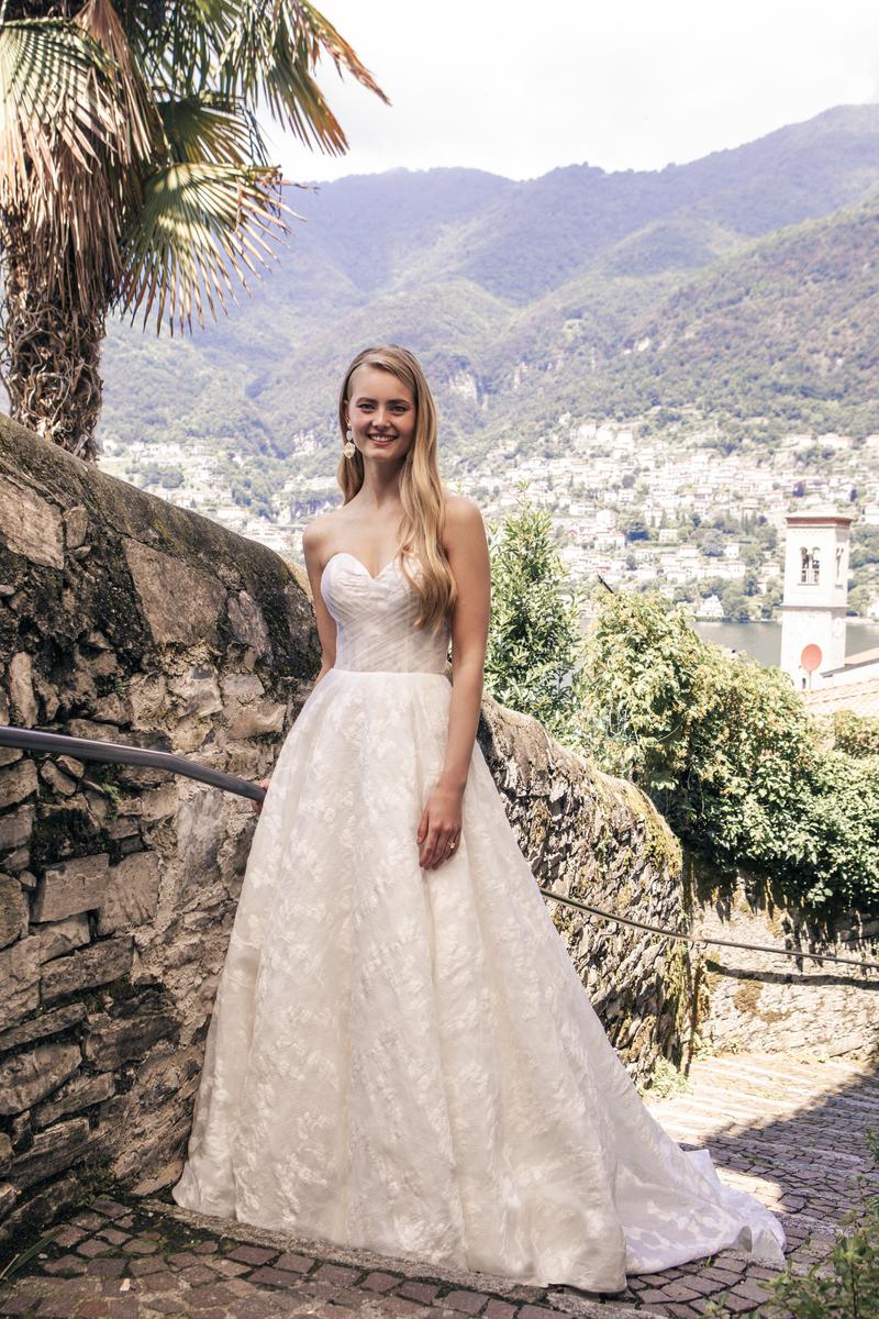 The 12 Wedding Dress Necklines You Need to Know