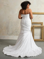 Maggie Sottero "Vonae" Bridal Gown 24MS747